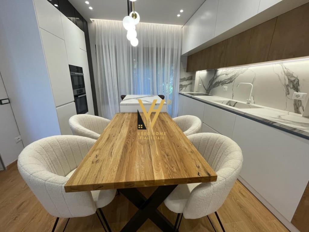 JEPET VILE 3 KATESHE ME QERA TE TEG 3.000 EURO