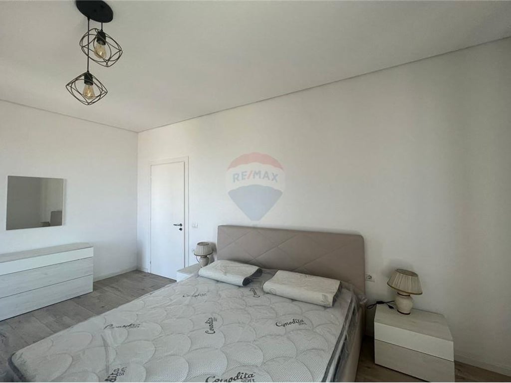 Apartament 2+1 me qera tek Rruga e Kavajes!