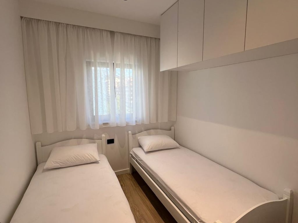 For Rent – Modern 2+1 Apartment on Cipajve Street, Vlora