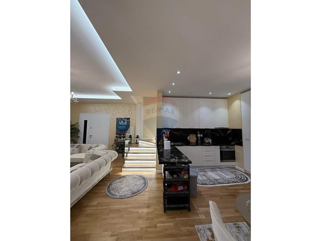 Villa for sale, Lalzi Bay