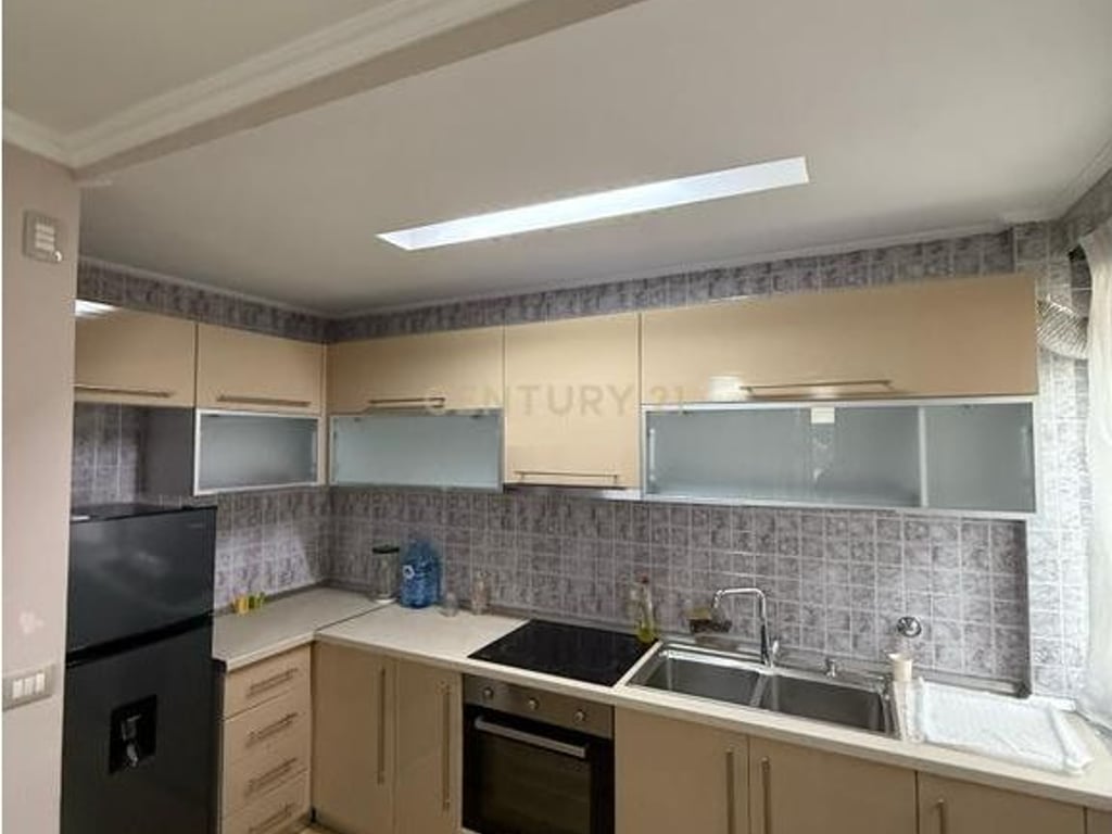 AFFITTIAMO APPARTAMENTO 2+1 A BRRYLI! 500 € /Mese