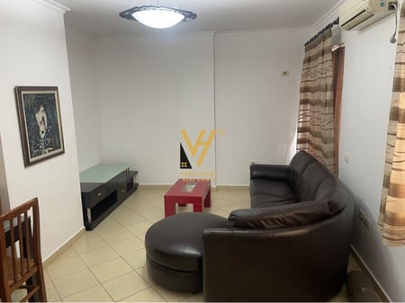 AFFITTASI APPARTAMENTO 2+1 IN VIA DIBRA 45.000 LEK