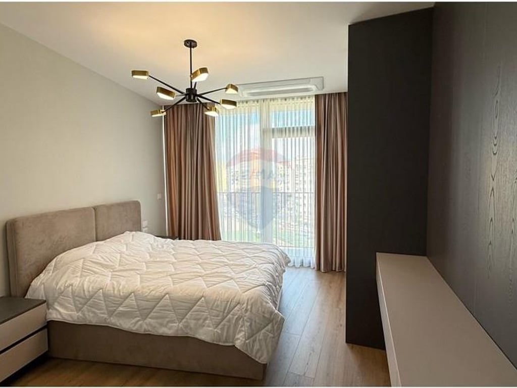 Super appartamento 2+1 vicino al Lago di Tirana!