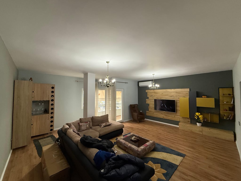 3+1 Apartment for sale in Jordan Misja