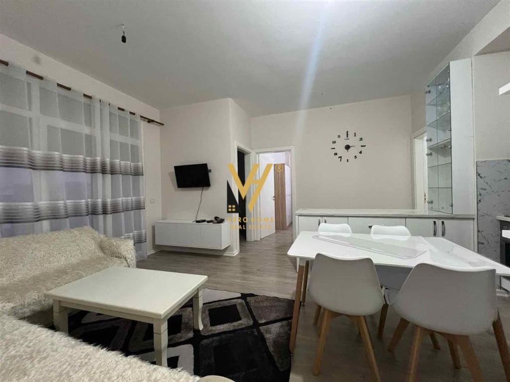 3+1 apartment with balcony for rent at the former Aviation Field, 600 euros.