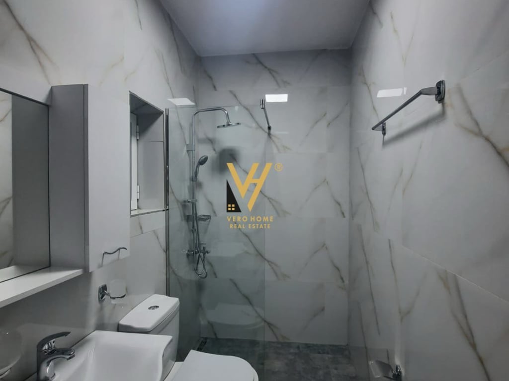AFFITTASI APPARTAMENTO 2+1+BLK IN CENTRO A 1.300 EURO