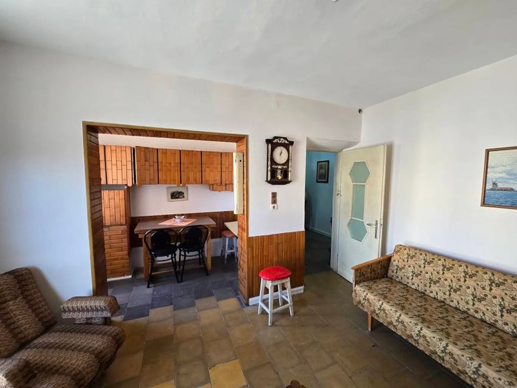 SHITET APARTAMENT 2+1 TEK SHKOLLA 1 MAJ!