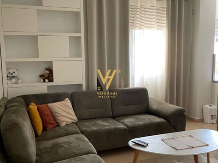 AFFITTASI APPARTAMENTO 1+1+BLK IN VIA HAXHI DALLIU 550 EURO