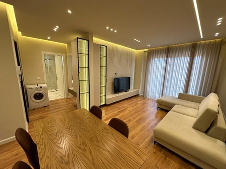 🌜Apartament 1+1 me qera te Shkolla kuqe,ME POST PARKIMI 🌛  
