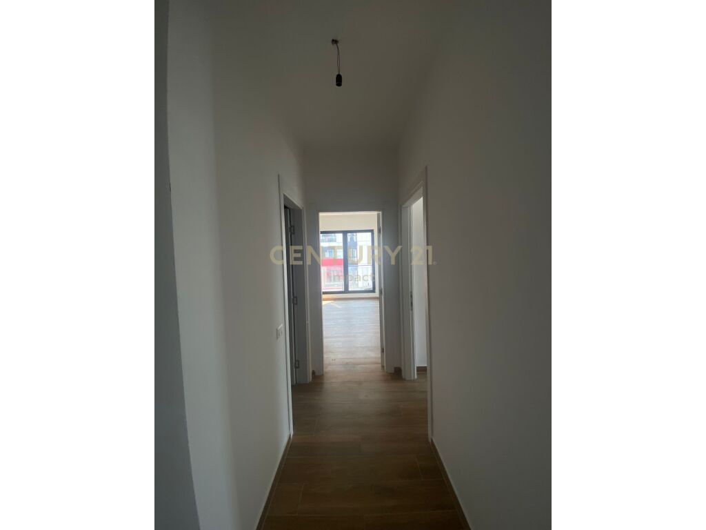 2+1 Apartment for Sale in Arlis Complex, Pharmacy 10
