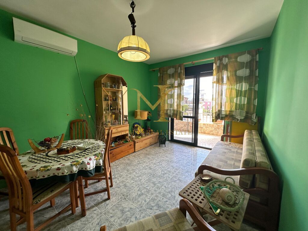 VENDESI APPARTAMENTO 1+1 PRIMA LINEA MARE PRESSO ROTA ROSSA!!