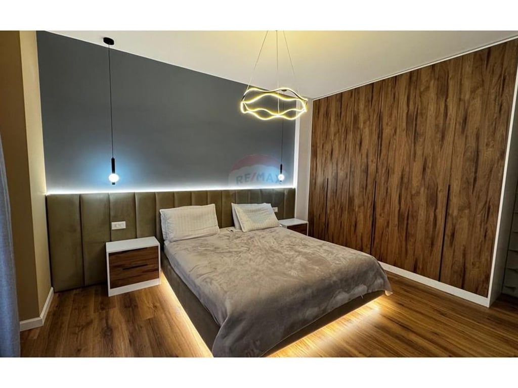 2+1 apartment for rent at Fusha Aviacionit!