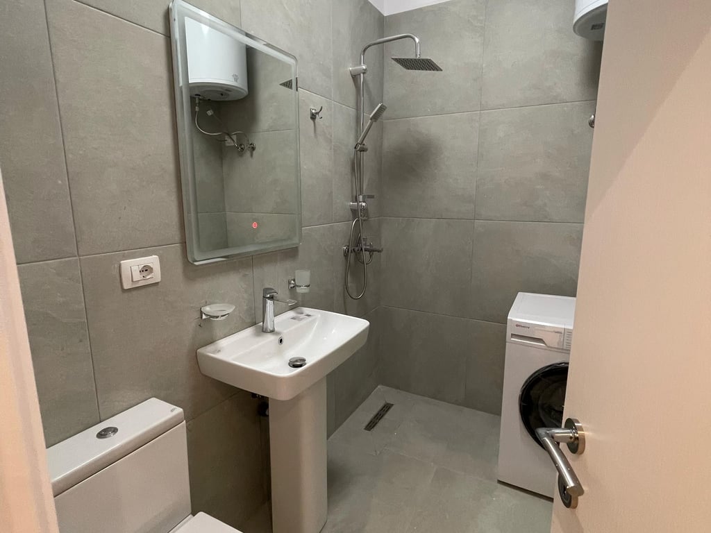 🔑 Shitet Apartament 2+1,Rruga Dritan Hoxha 🏠