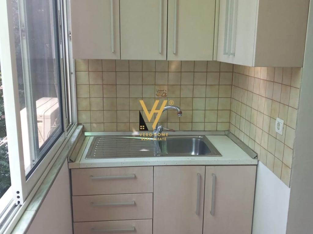 VENDESI APPARTAMENTO 1+1 IN MYSLYM SHYR 135.000 EURO