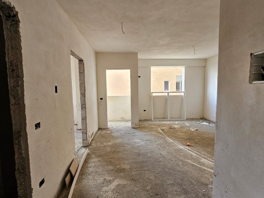 Shitet Apartament 1+1 51000€