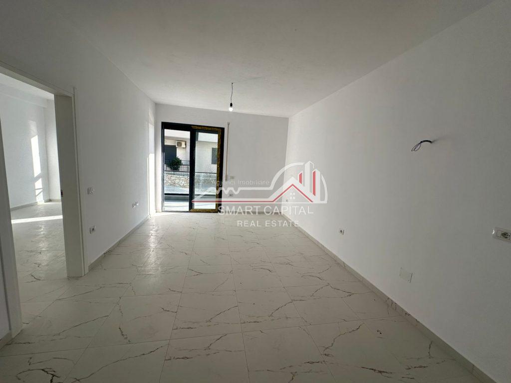 VENDESI APPARTAMENTO 1+1 A RADHIME - VLORE