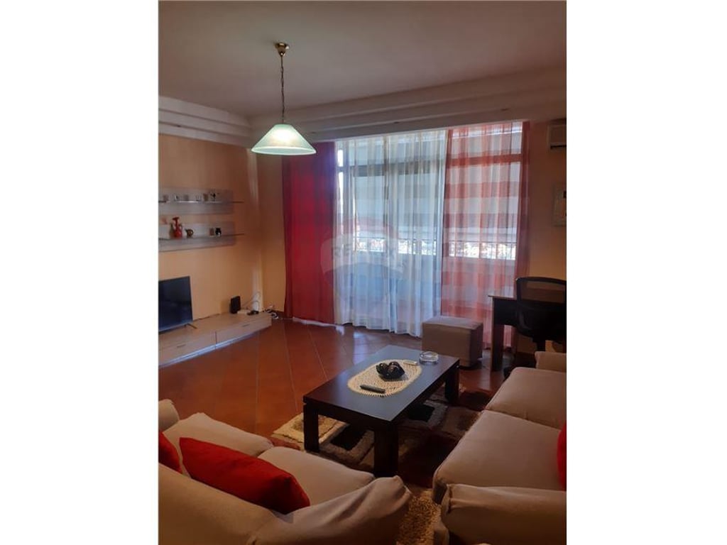 2+1+2 apartment for rent on Zogu i Pare Boulevard