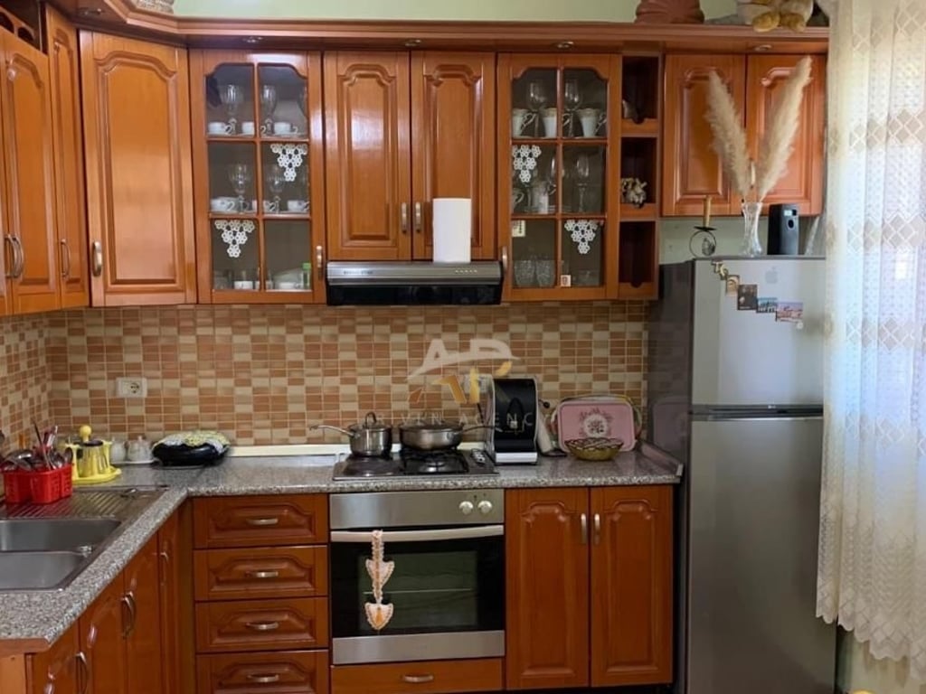 Appartamento 2+1 in affitto a Laprakë.