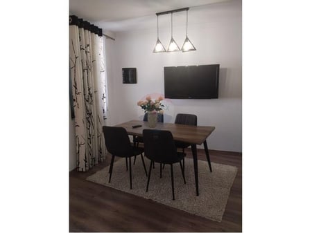 Apartament 2+1 me qira prane Toptanit!