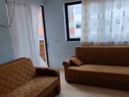 AFFITTASI APPARTAMENTO 1+1 30000 LEK FRESCO
