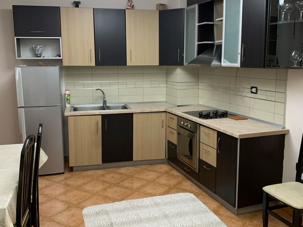 APARTAMENT ME QERA 1+1