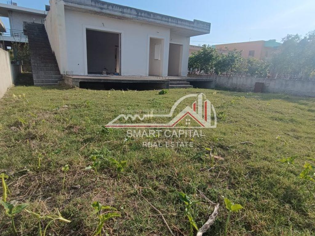 PRIVATE HOUSE FOR SALE 3+1+2 AT FUSHA E DRUVE-VLORË