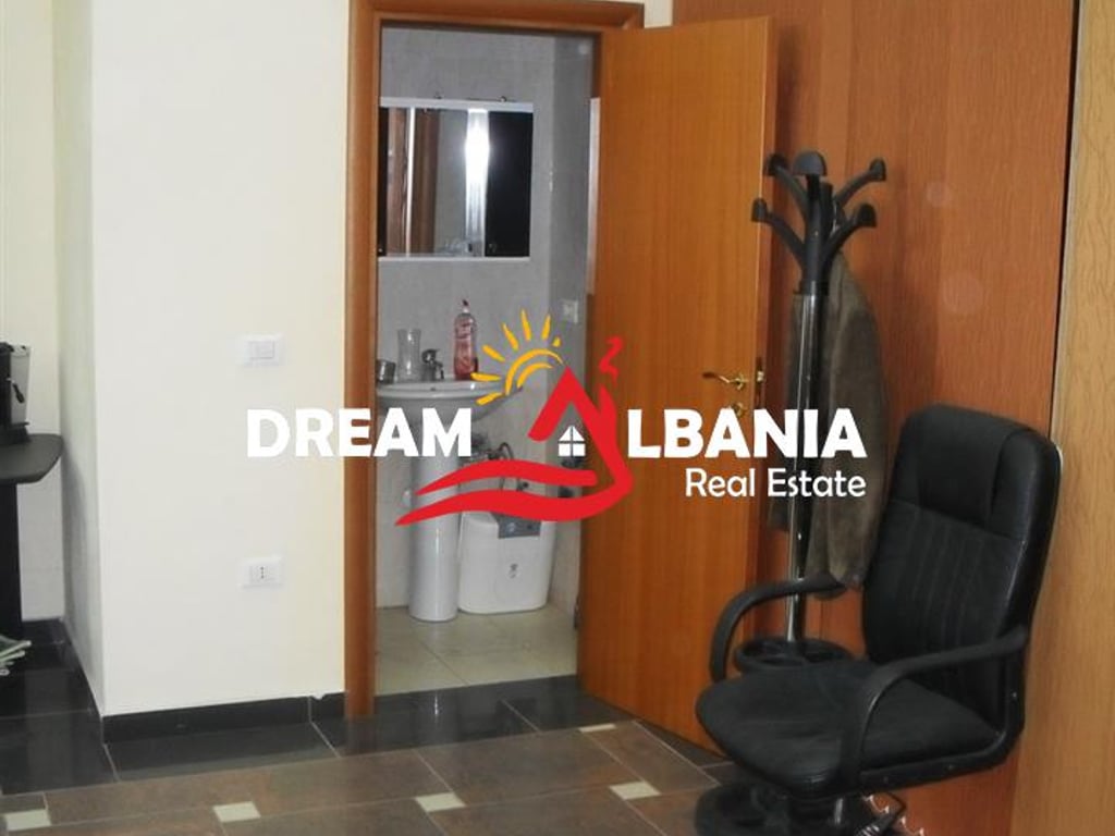 Business space for sale on Barrikadave Street (ID 4161100)