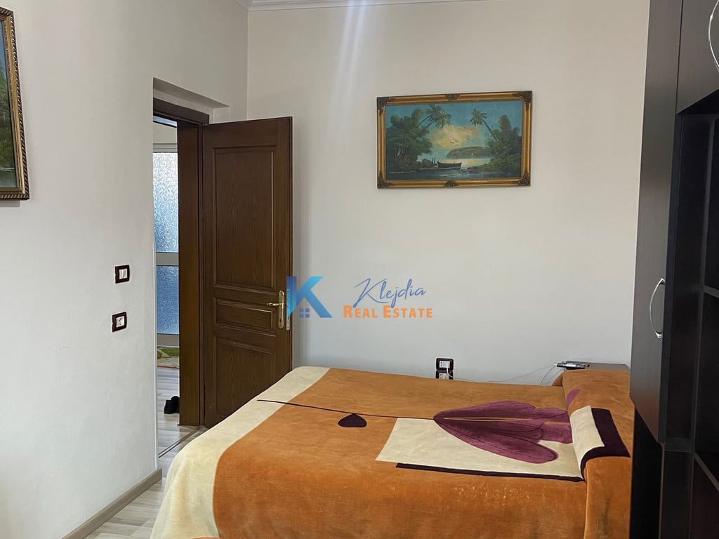 2+1 per SHITJE te Sheshi i Aviatoreve, Rruga Foto Janku