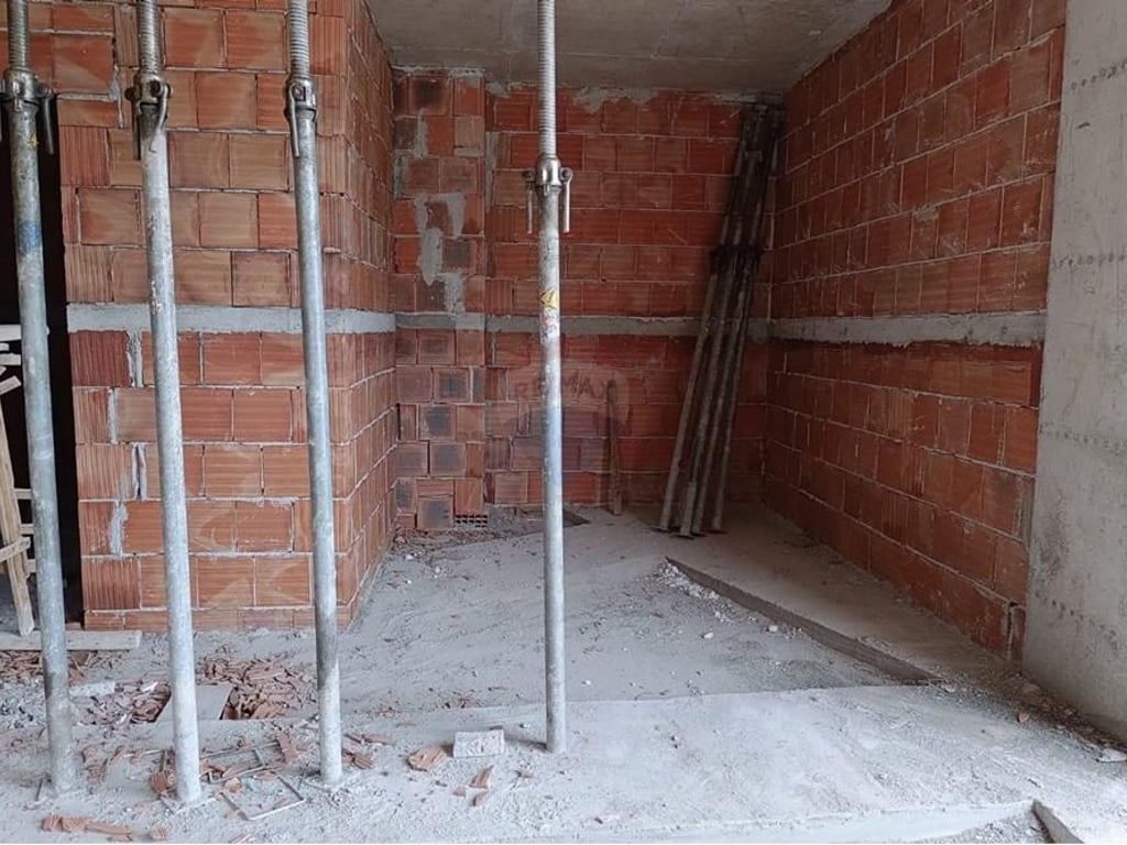 Vendesi appartamento 2+1+2 nel complesso Lake Diamond Residence.