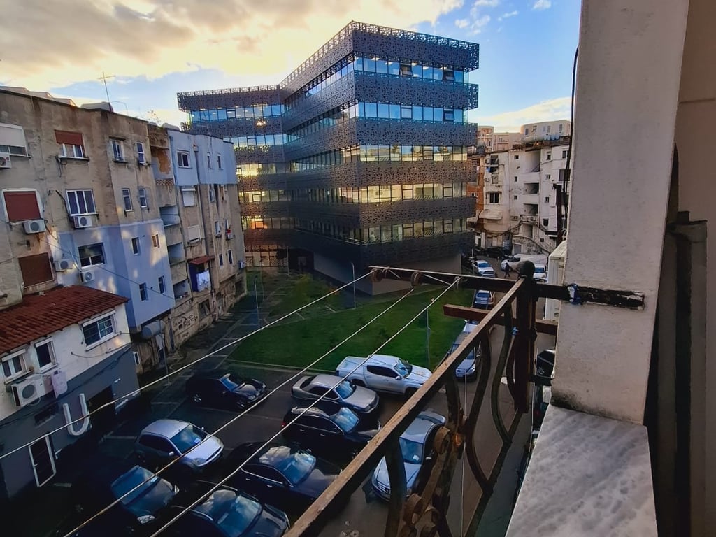 Qira, Apartament 2+1,Qender, Durres!