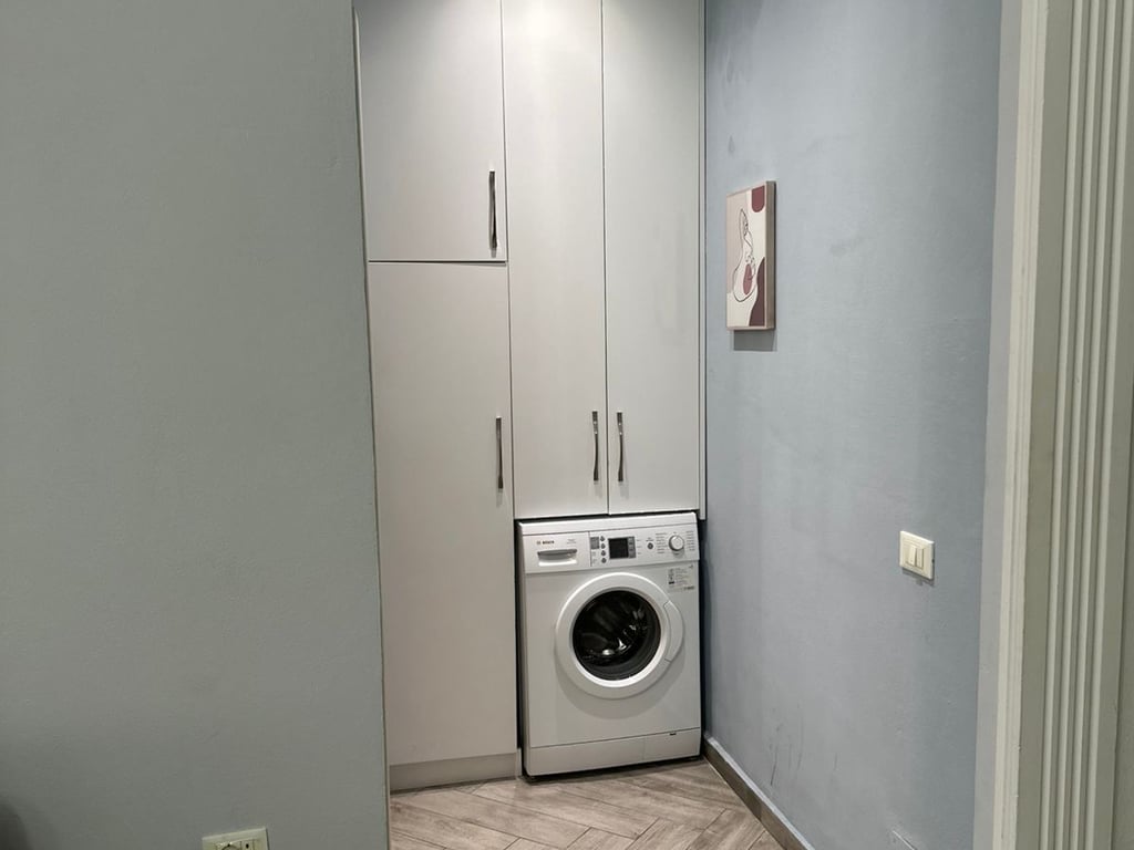 1+1 ad Astir, compreso l'acqua, 500 euro