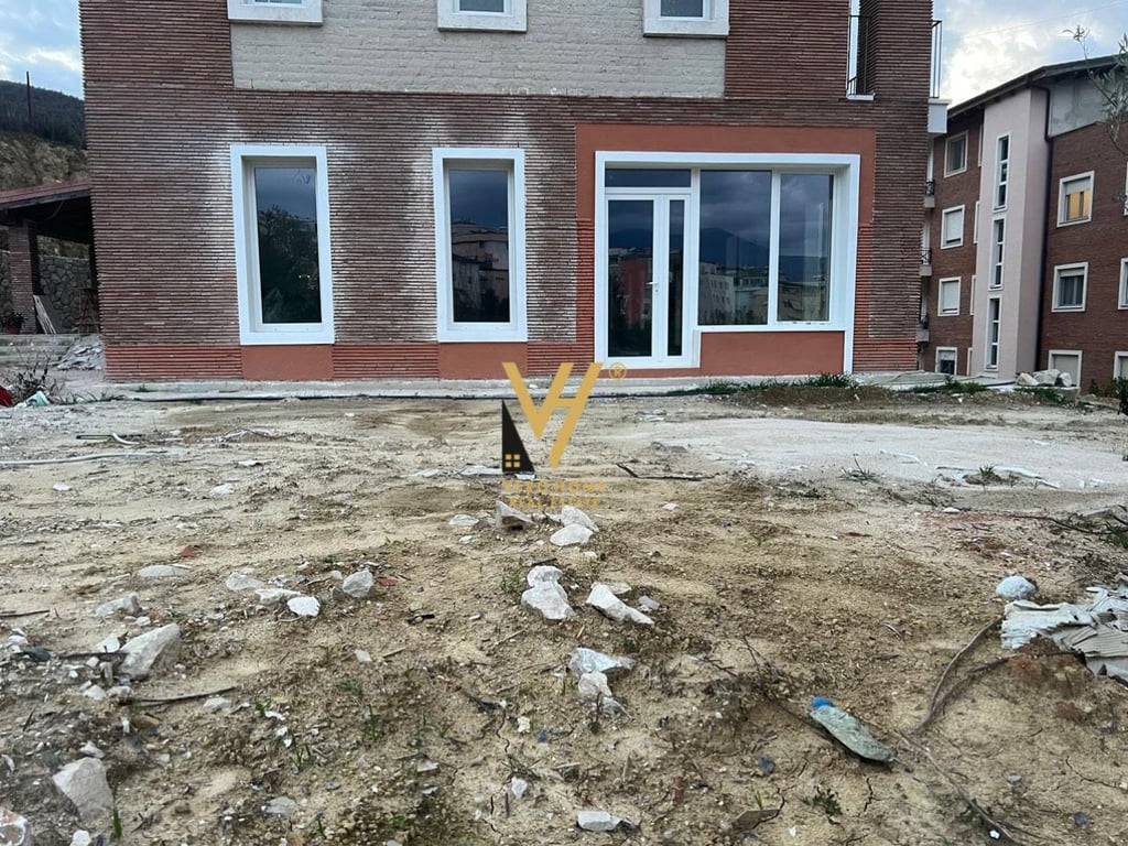 A FOUR-STOREY VILLA FOR RENT IN SELITE 4,500 EURO