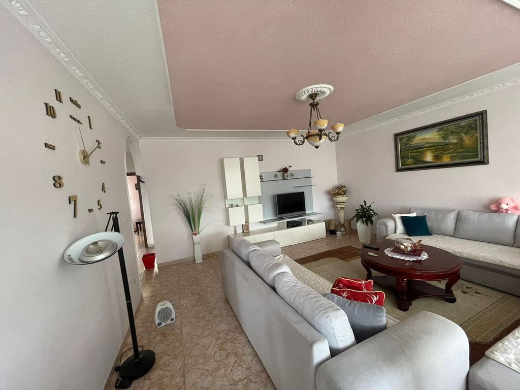 FOR RENT 2+1 APARTMENT + KITCHEN + 2 BATHROOMS, ARROW BUILDING, TIRANA.