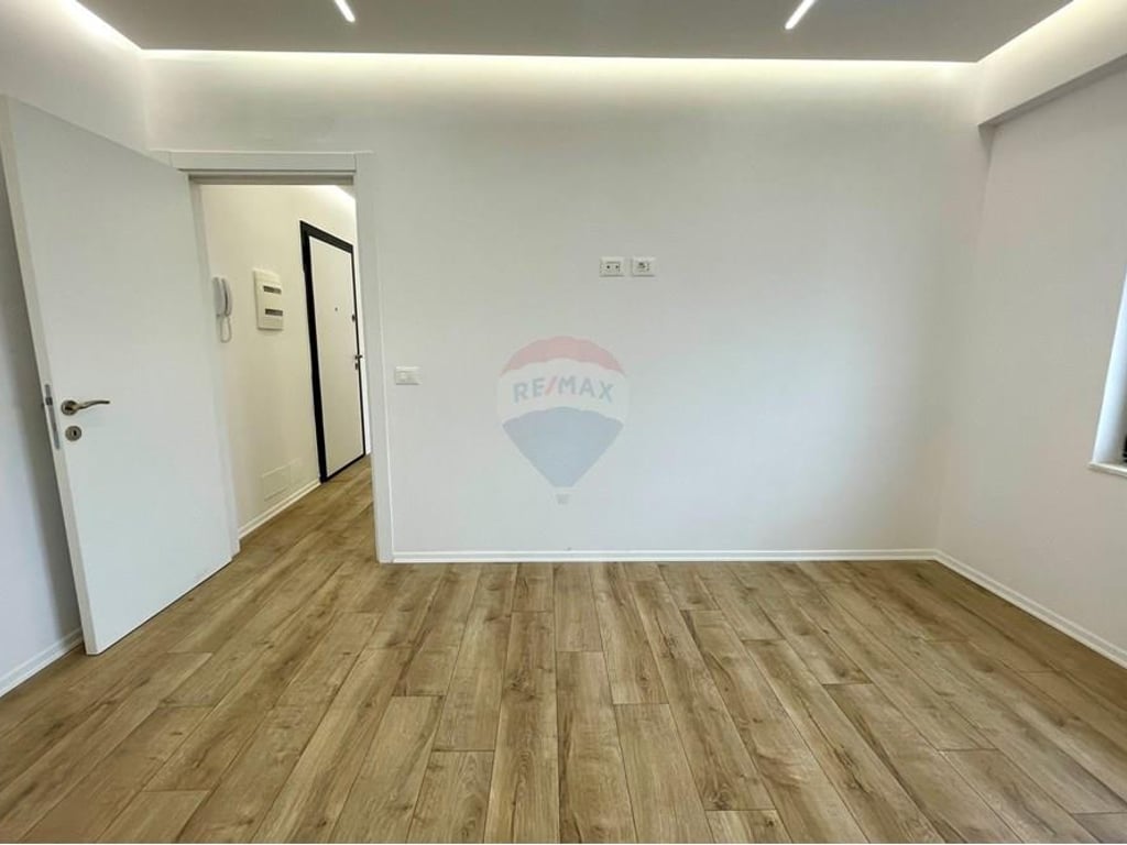 1+1 apartment for sale in Kodra e Diellit!