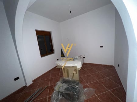 SHITET SHTEPI PRIVATE 3 KATE NE BERZHITE 410.000 EURO