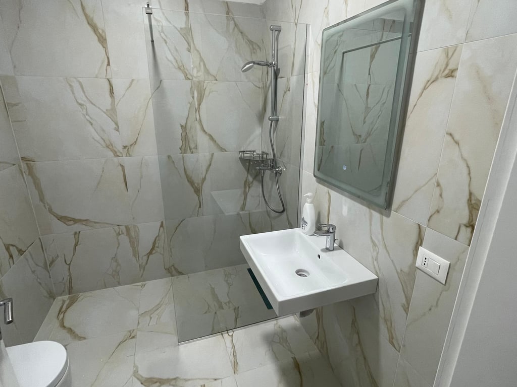 APARTMENT 2+1 FOR SALE AT THE NEW MARKET!