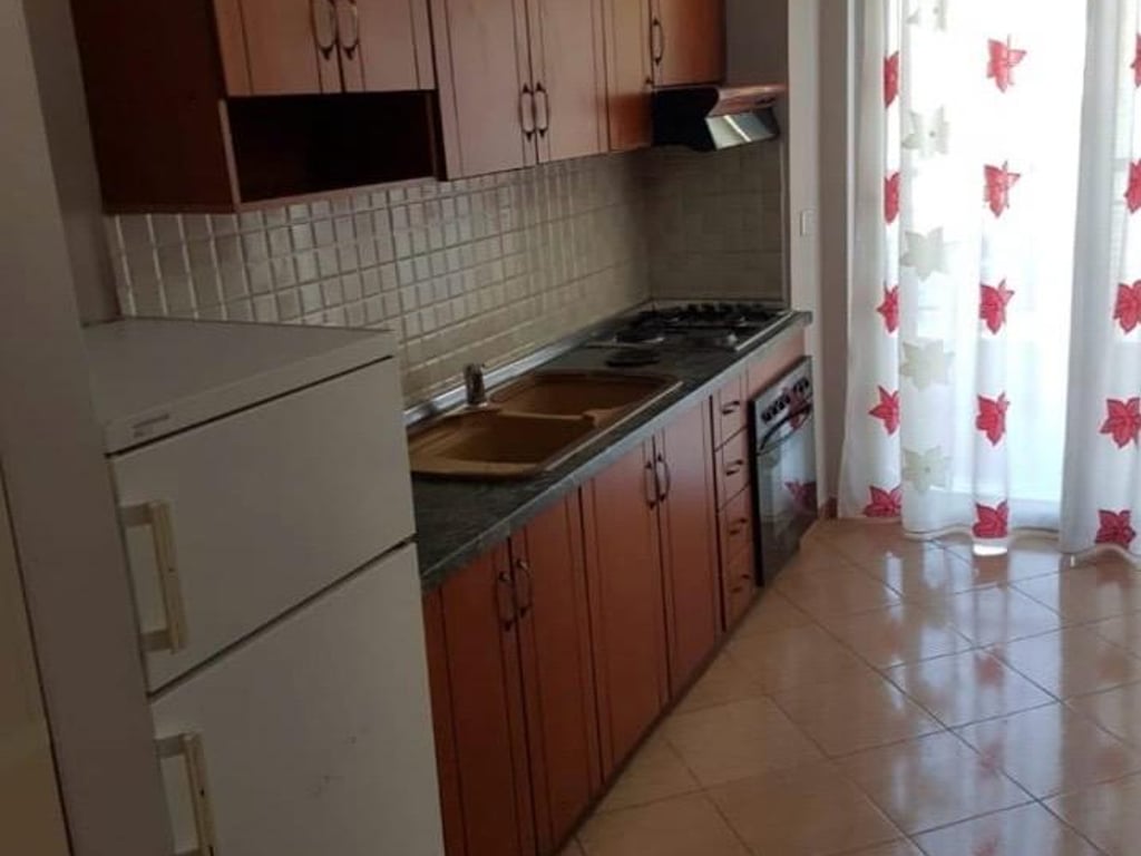 APARTAMENT ME QERA 1+1