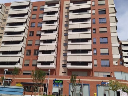 🔑ZYRA PËR QIRA TEK KOMPLEKSI DELIJORGJI-299 M²