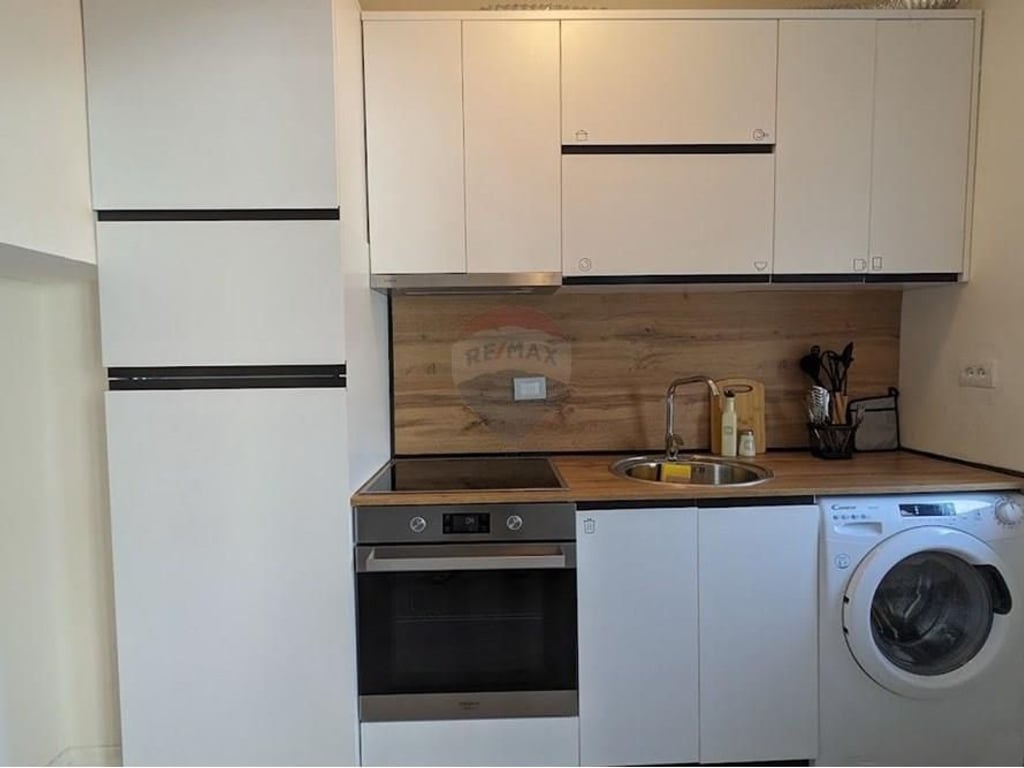 1+1 apartment for rent near Blv. Zogu I!