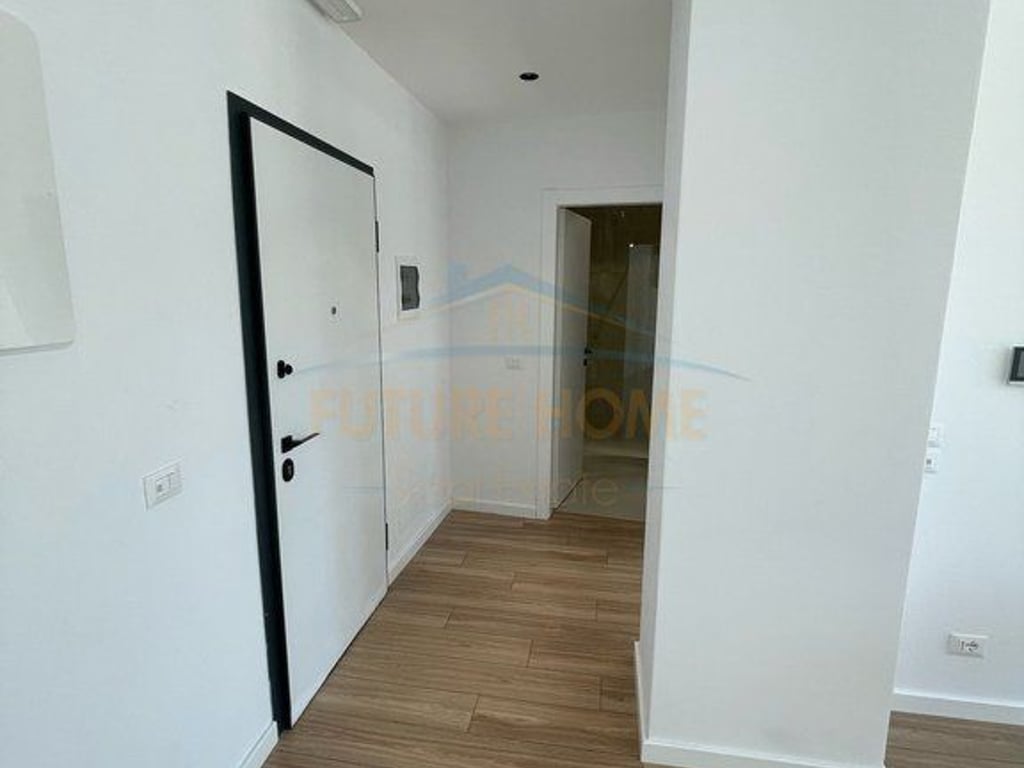 Affitto, Appartamento 1+1, Lake View Residence, Tirana