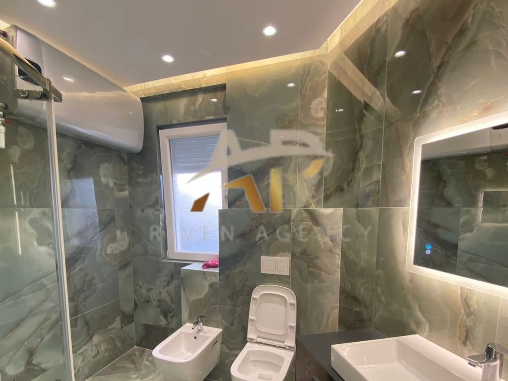 Appartamento 2+1 in Affitto nel Donika Center, Via Mine Peza