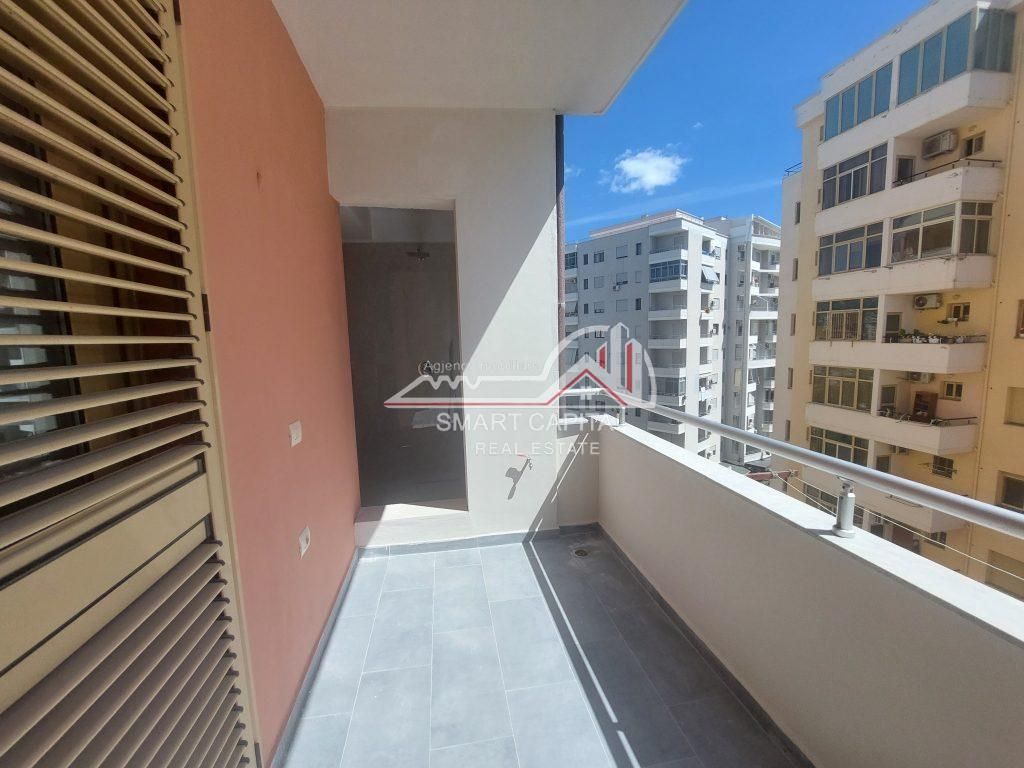 APARTAMENT NE SHITJE LUNGOMARE