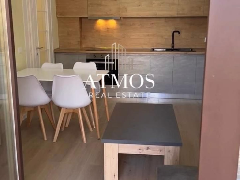 Jepet me qera apartament 2+1 te Grand Gallery, Misto Mame 