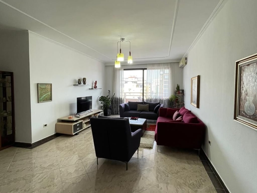 Apartment 2+1+2 for rent in the block.