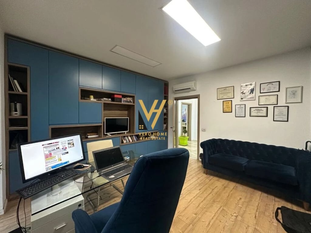 JEPET ZYRE 105 M2 ME QERA NE BLLOK 1.200 EURO
