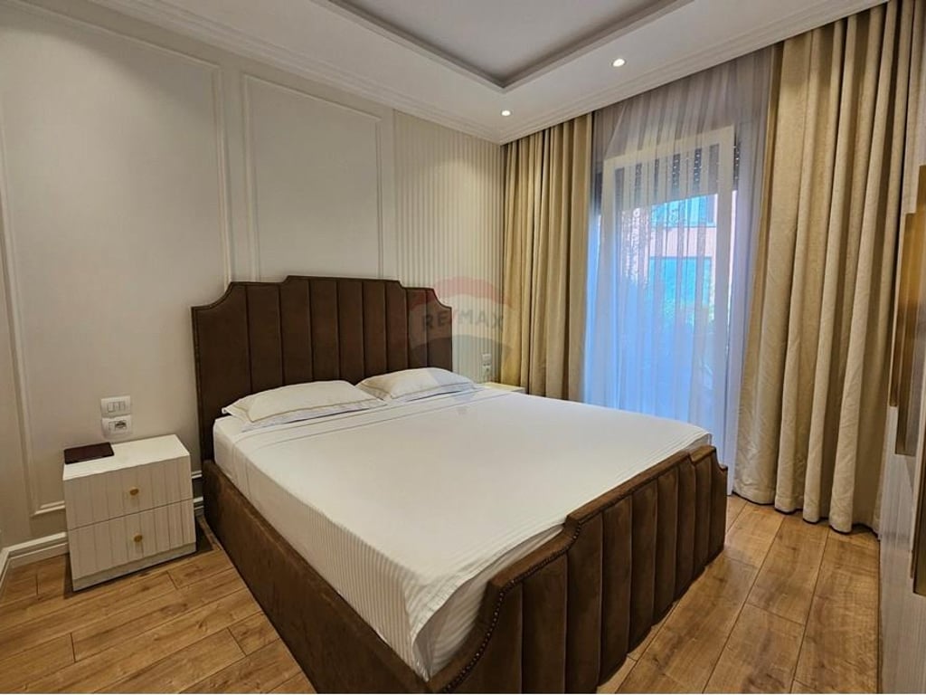 2+1+2 apartment for sale in Residence in Teg!