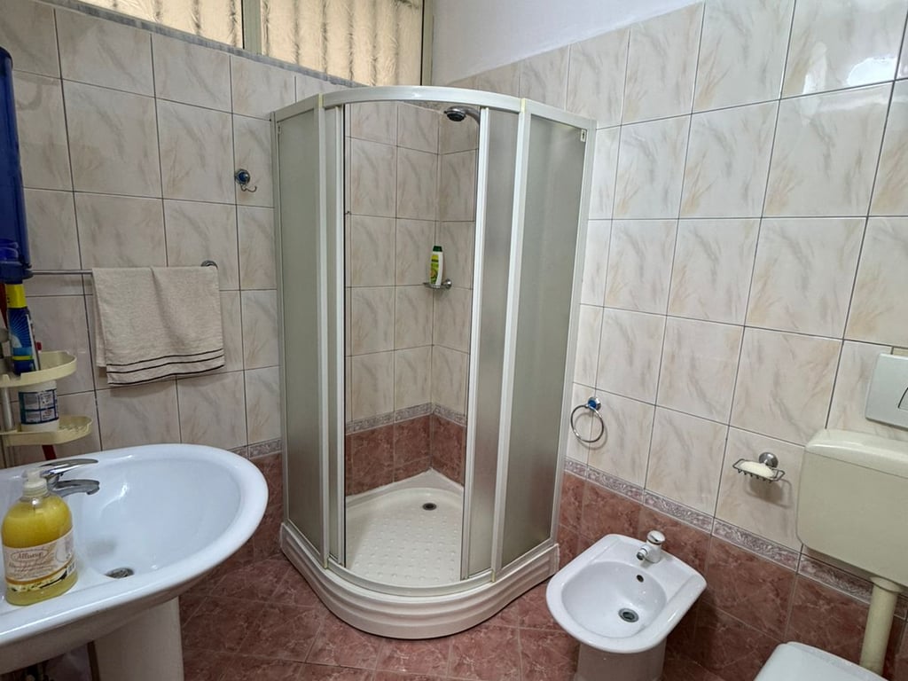 Apartament 1+1 me Qira + Garazh