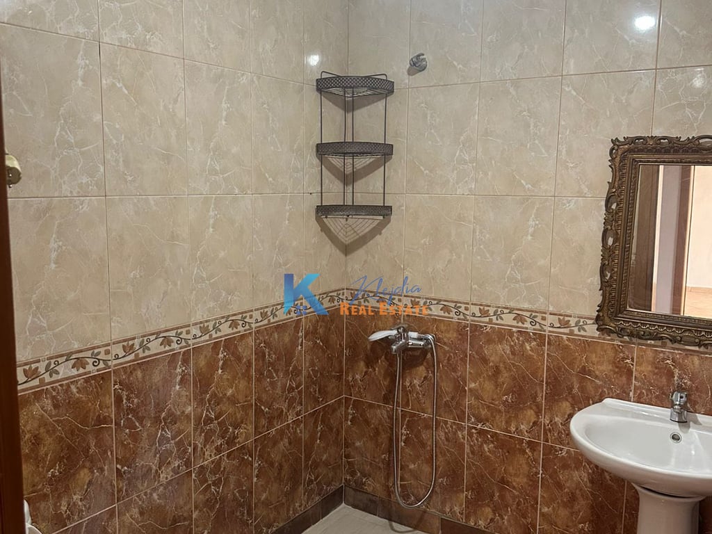 Apartament 1+1 per qira te ish Nshrak, pas Sq21
