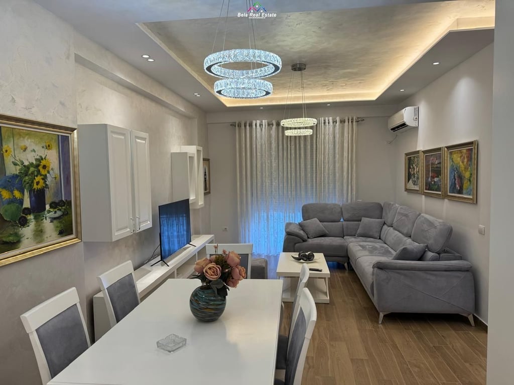 Appartamento 2+1 in affitto in Via Kavajë (ID B2201273) Tirana.
