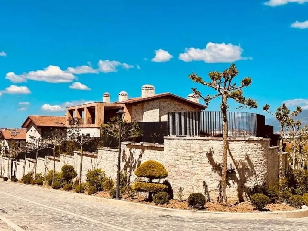 📣 Shitet Vile3-kateshe te Residenca Sekret Garden, TEG🔑